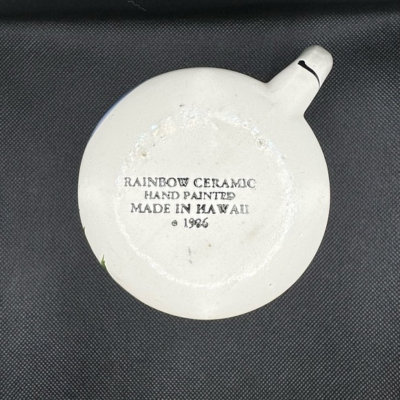 Hand painted ceramic Hawaii mugs - Picture 9 of 14